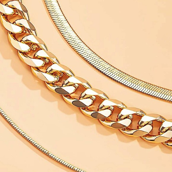 Gold 18K GP Statement 3 Piece Minimalist Necklace Set - Picture 3 of 4